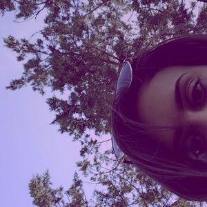 Meet your Posher, Cecilia